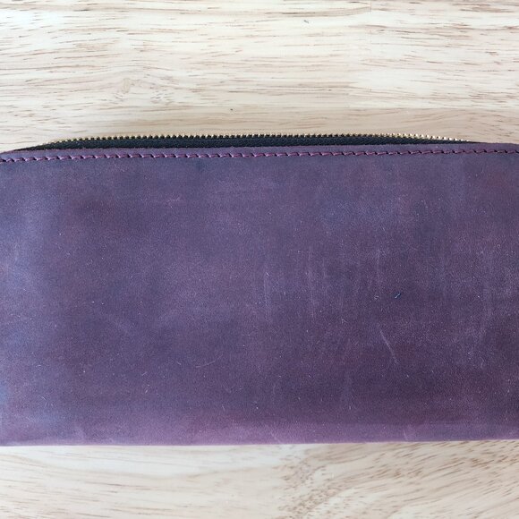 EUC Portland Leather Goods PLG Large Premium Accordion Zip Wallet in Merlot - Picture 2 of 3